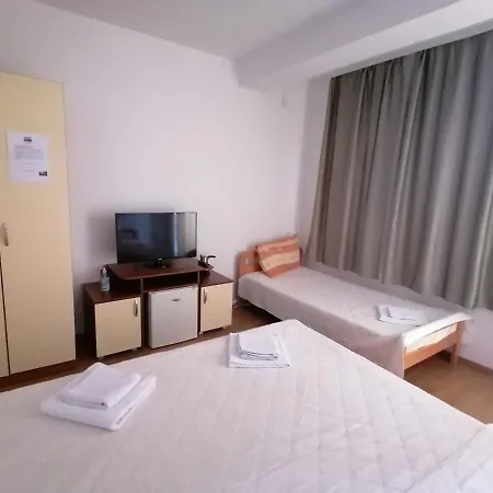 Sara Bed & Breakfast 3*